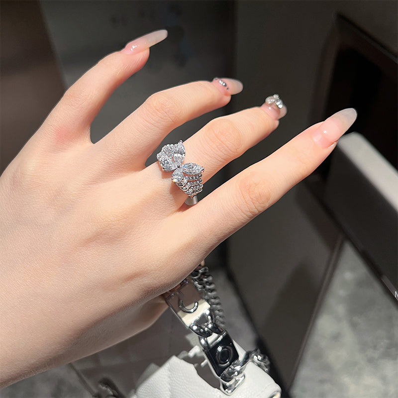 Ethereal Butterfly Ring – Celestial Wings in Diamond Radiance 🦋