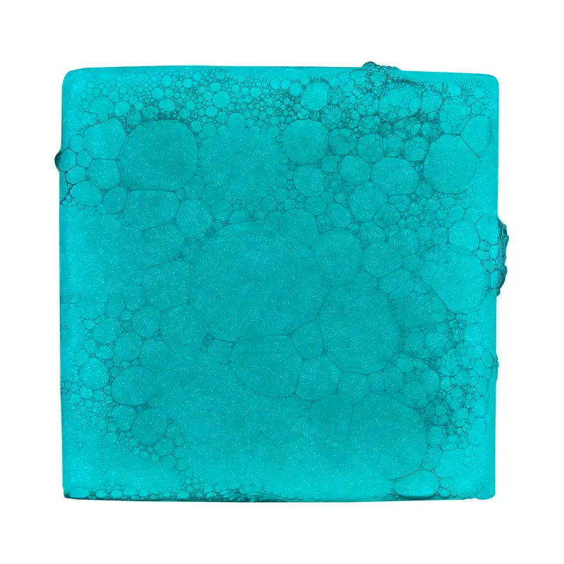 🌙  Midnight Currant Glow-in-the-Dark Soap – Deep Sea Berry Scent 