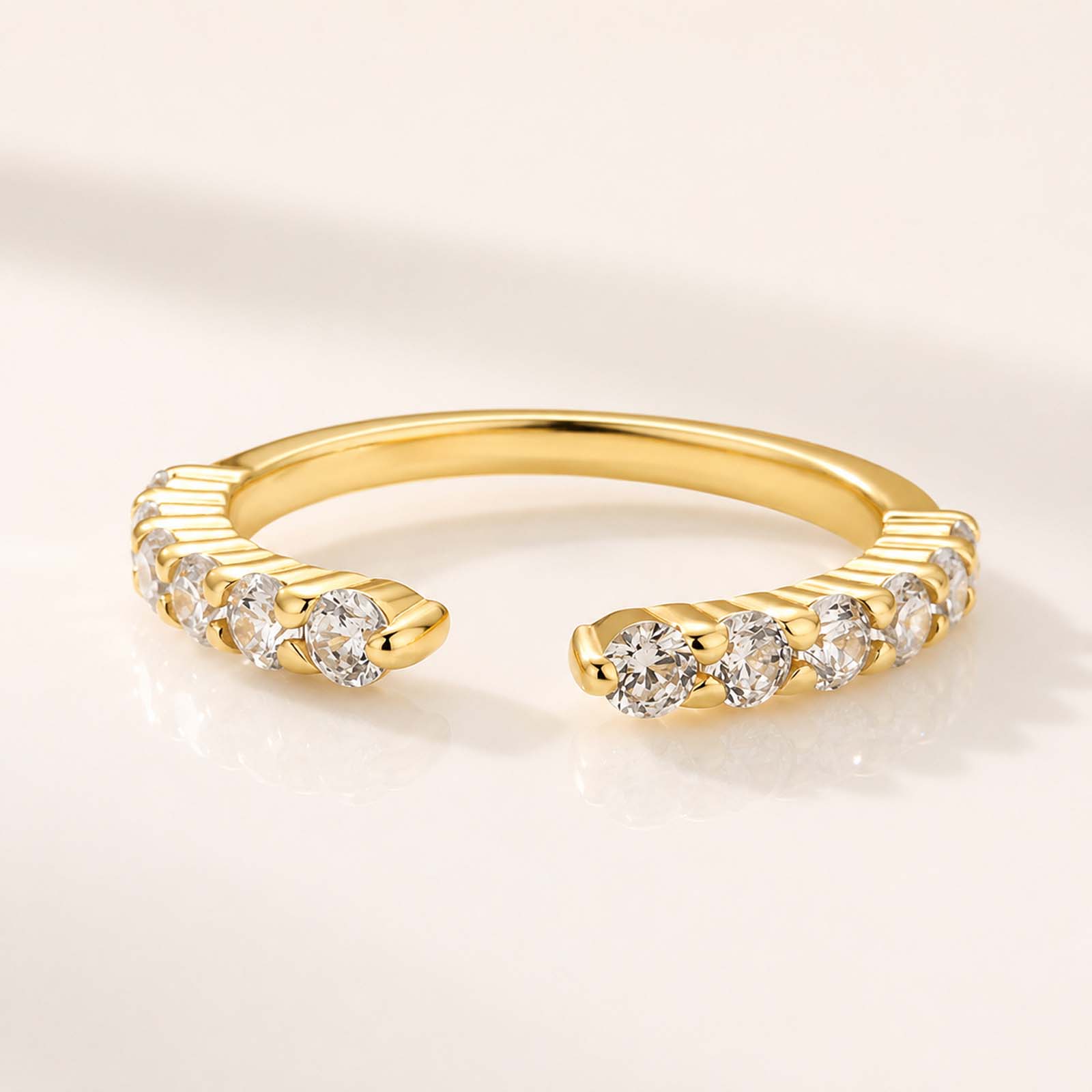 Half Eternity 0.7Ct Classic Open Round Cut Classic Bands