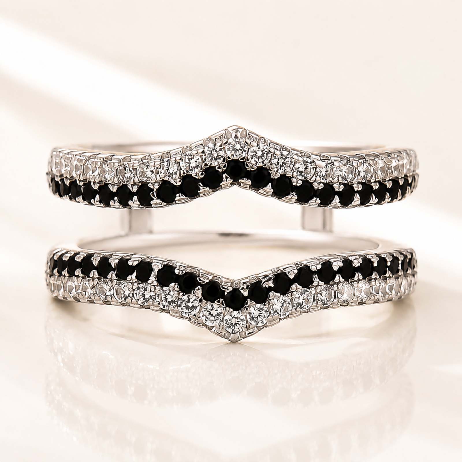 Vintage 0.4Ct Round Cut White&Black Enhancer Curved Bands For Women