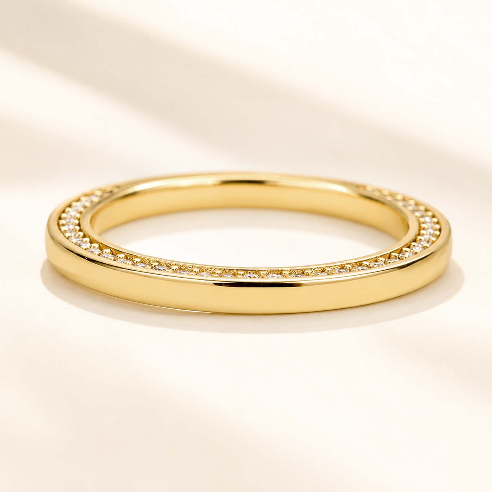 Classic 0.3Ct Round Cut Simulate Diamond Unique Pave Band For Women
