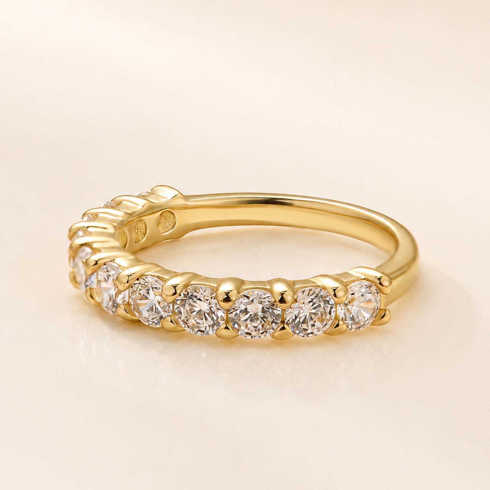 Half Eternity 1.1Ct Round Cut Simulate Diamond Classic Bands