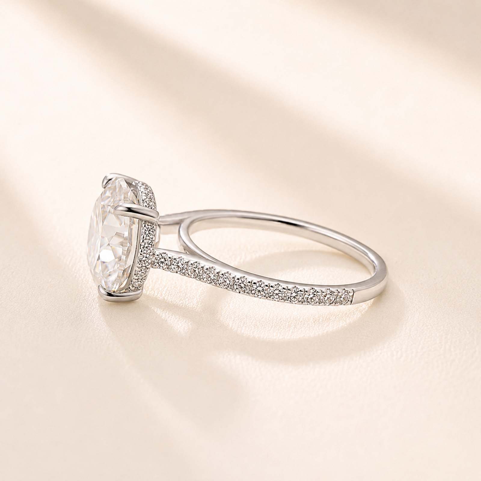 Classic Moissanite 4.0 Carat Round Cut Delicate Ring For Everyday Wear