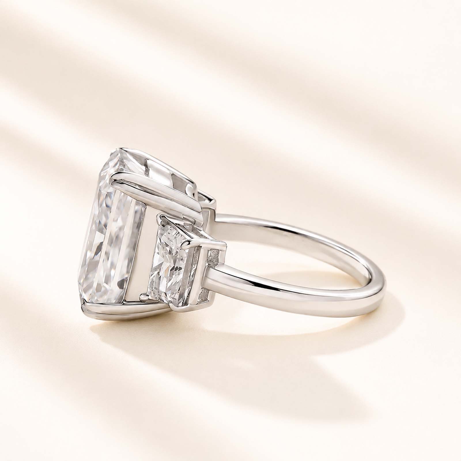 Luxurious 8.0Ct Radiant Cut Three Stone Women's Ring For Ring Gift