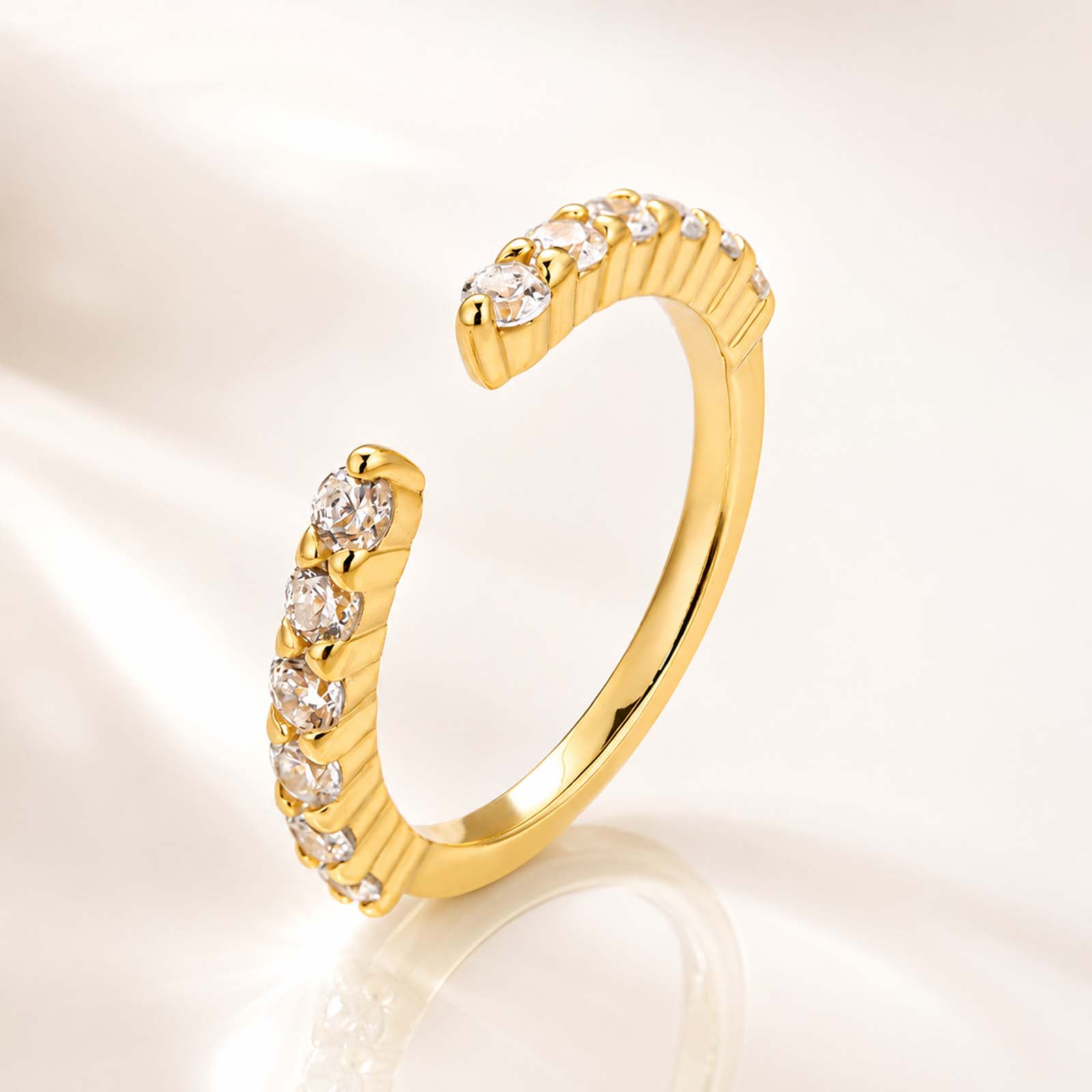 Half Eternity 0.7Ct Classic Open Round Cut Classic Bands