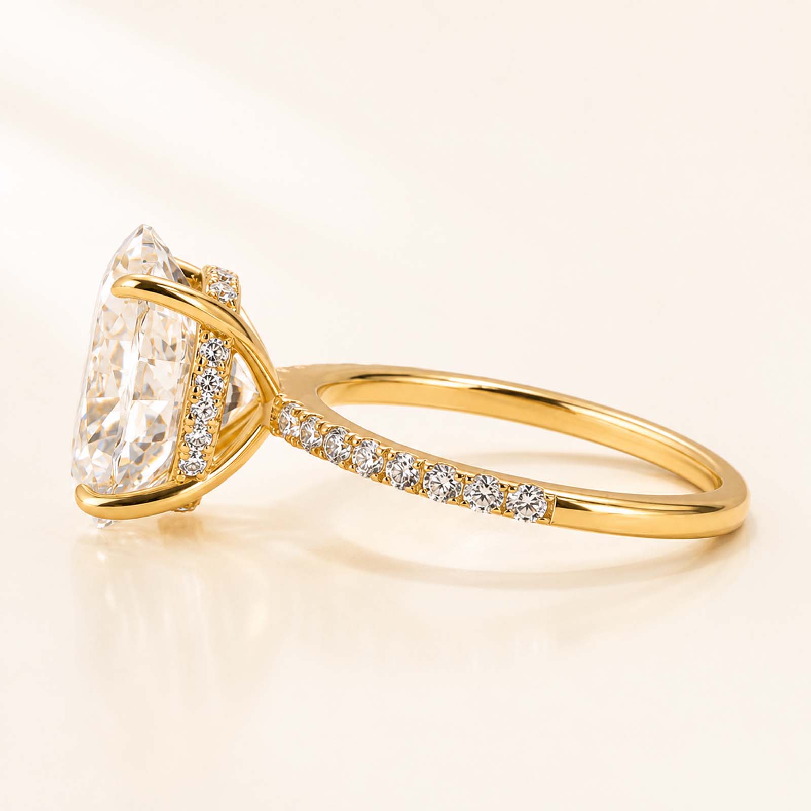 4.0Ct Oval Cut Engagement Ring Moissanite or Simulated Diamond Promise Ring