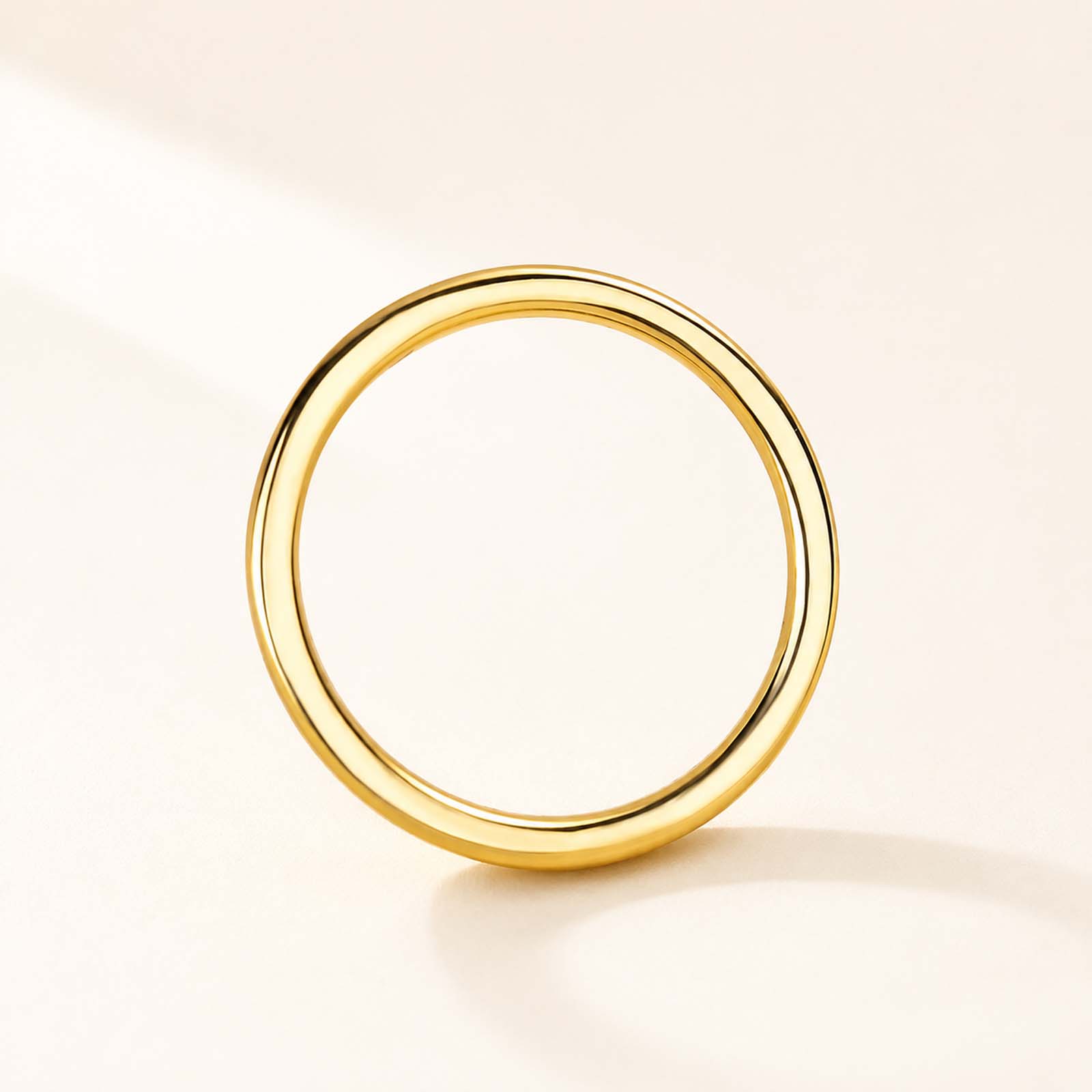 Simple plain Classic Bands For Women in Yellow Gold