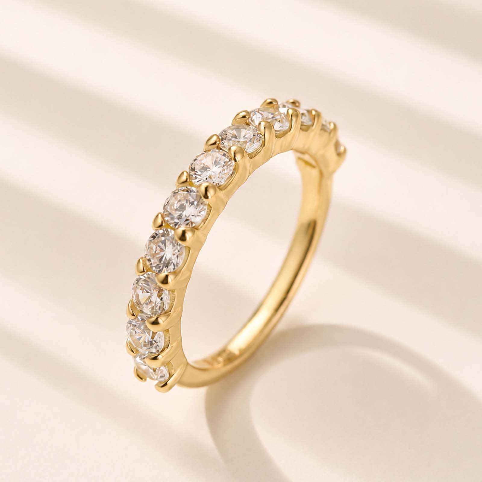 Half Eternity 1.1Ct Round Cut Simulate Diamond Classic Bands