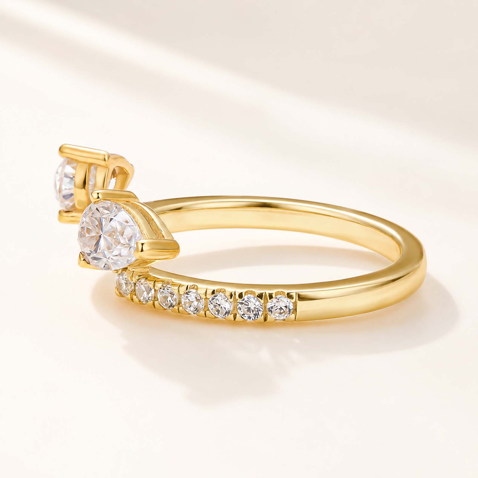 1.2Ct Classic Pear Cut&Round Cut Open Curved Bands