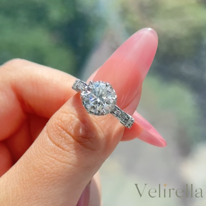Vintage Moissanite 2.0Ct Round Cut Crown Inspired Promise Ring for Women