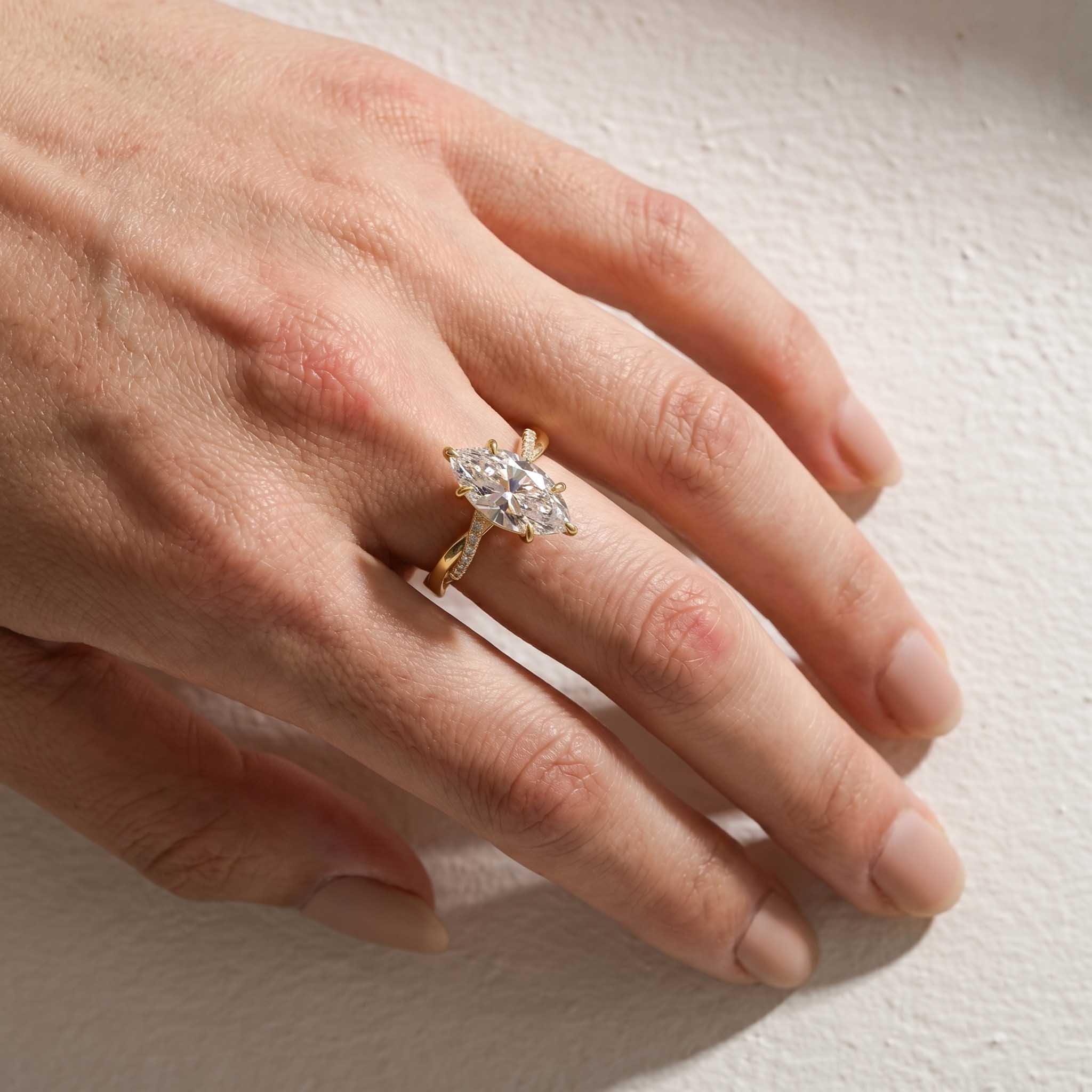 Twist Moissanite 2.0Ct Marquise Cut Promise Rings For Women