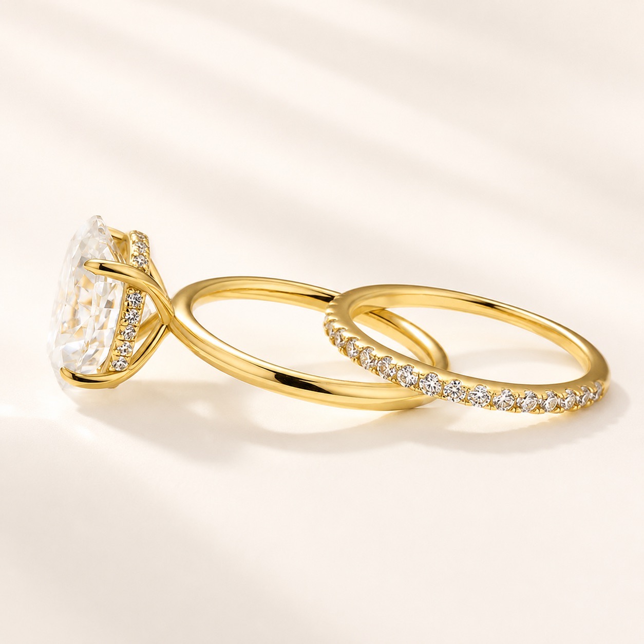 Moissanite 4.0Ct Oval Cut Hidden Halo Solitaire Stackable Rings For Everyday Occasions