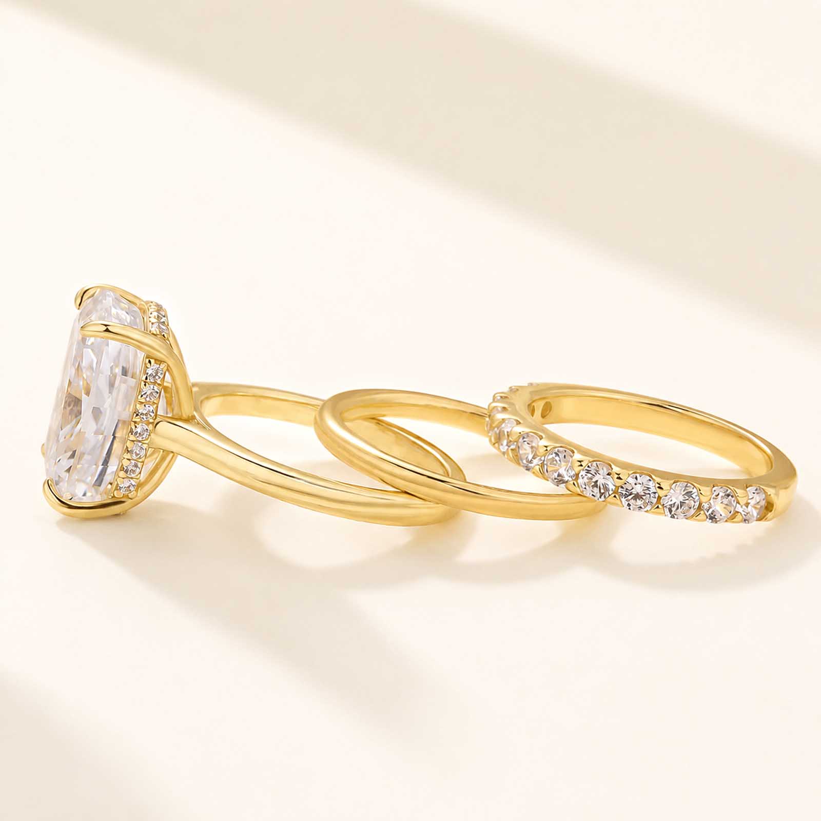 Affordable 3PC 8.5Ct Cushion Cut Hidden Halo Ring with Round&Simple Bands Stackable Ring Set