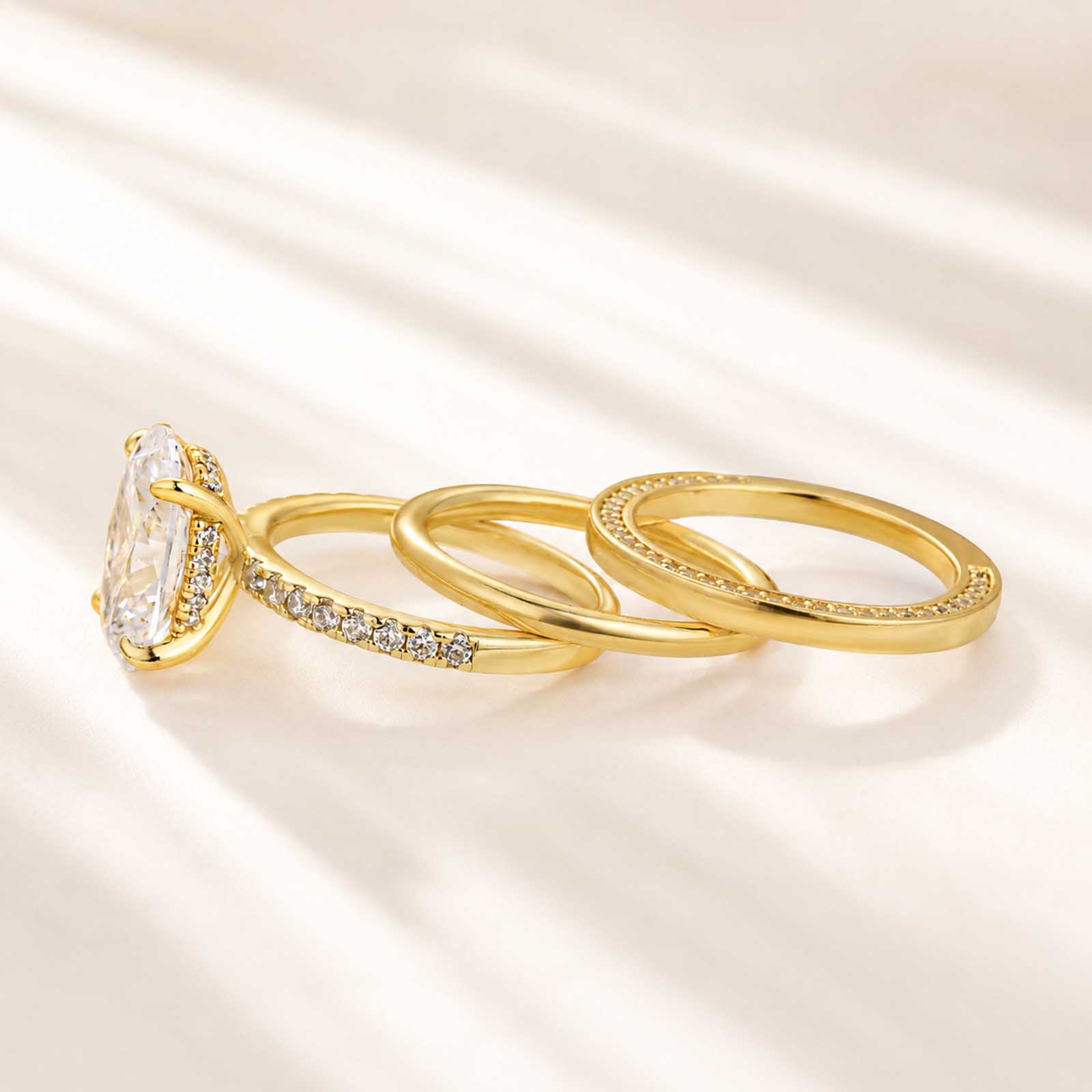  4.0Ct Classic Oval Cut Engagement Ring In  with Simple Wedding Band