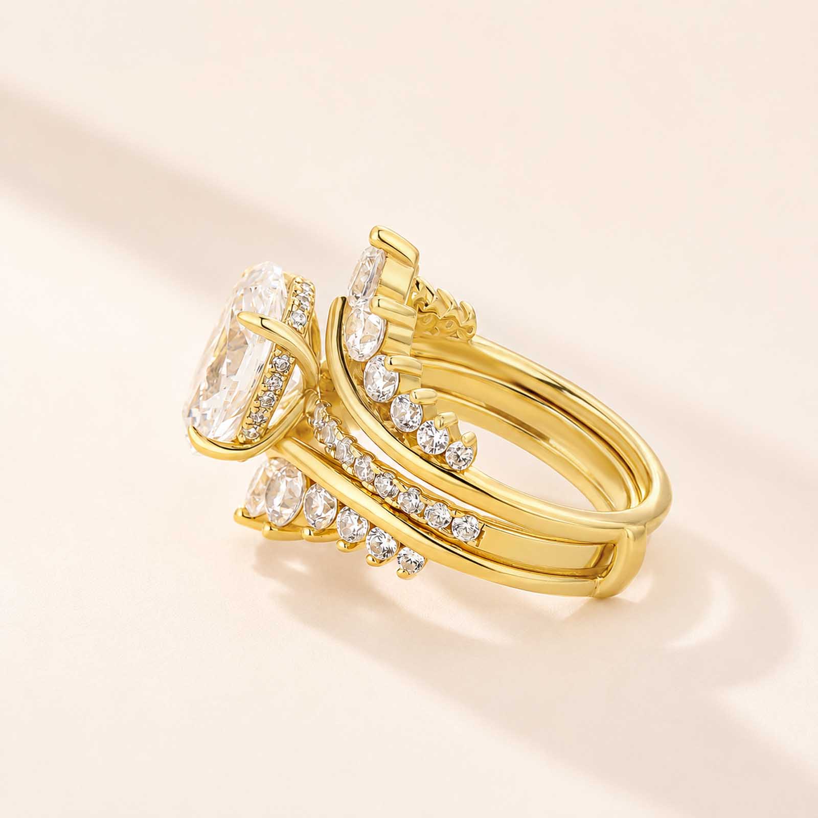 Exclusive 4.0Ct/5.0Ct Oval Cut Ring & 1.7Ct Round Cut Stackable Band Enhancer Ring Set