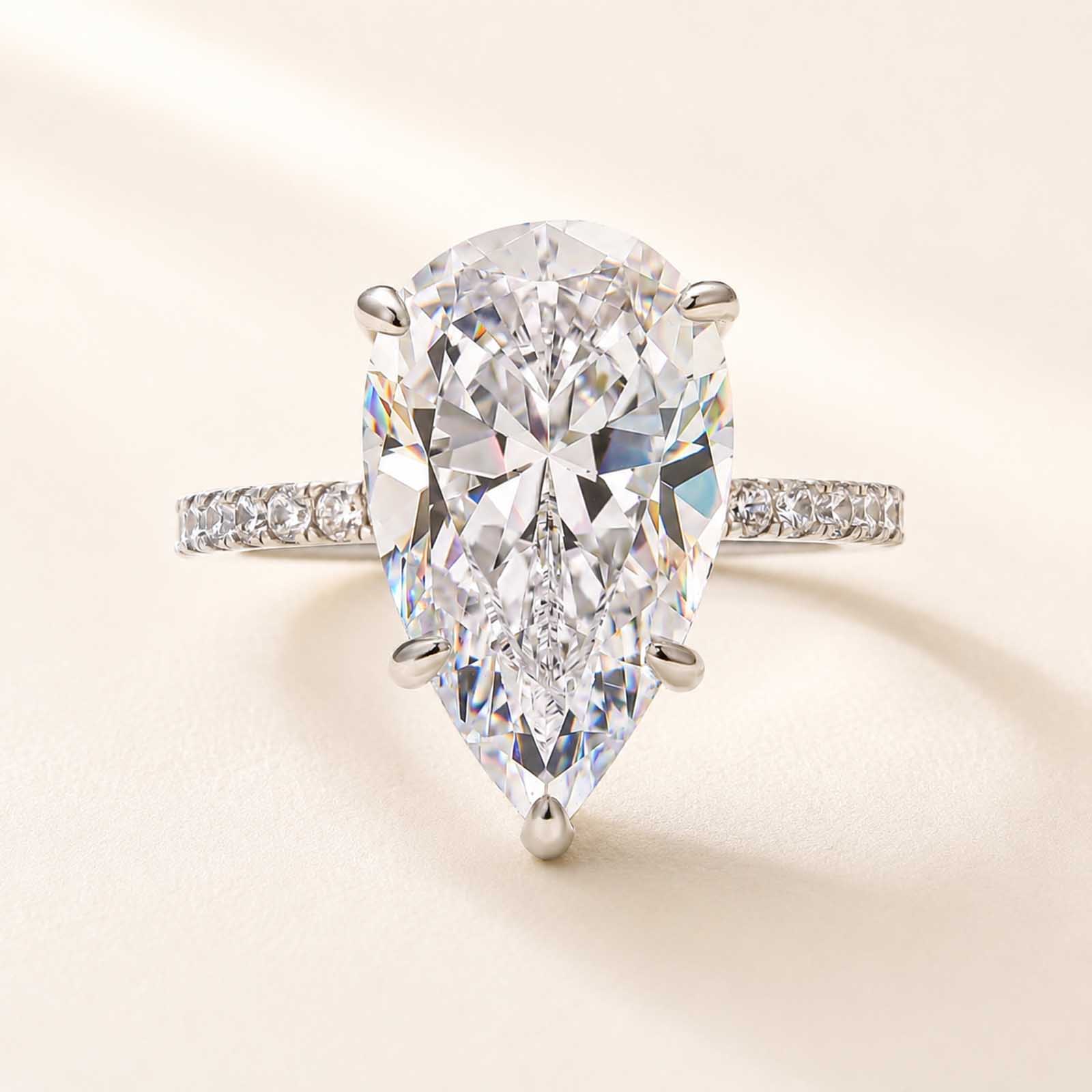 Hidden Halo Excellent 4.5Ct Pear Cut Simulate Diamond 6 Prong Travel Rings