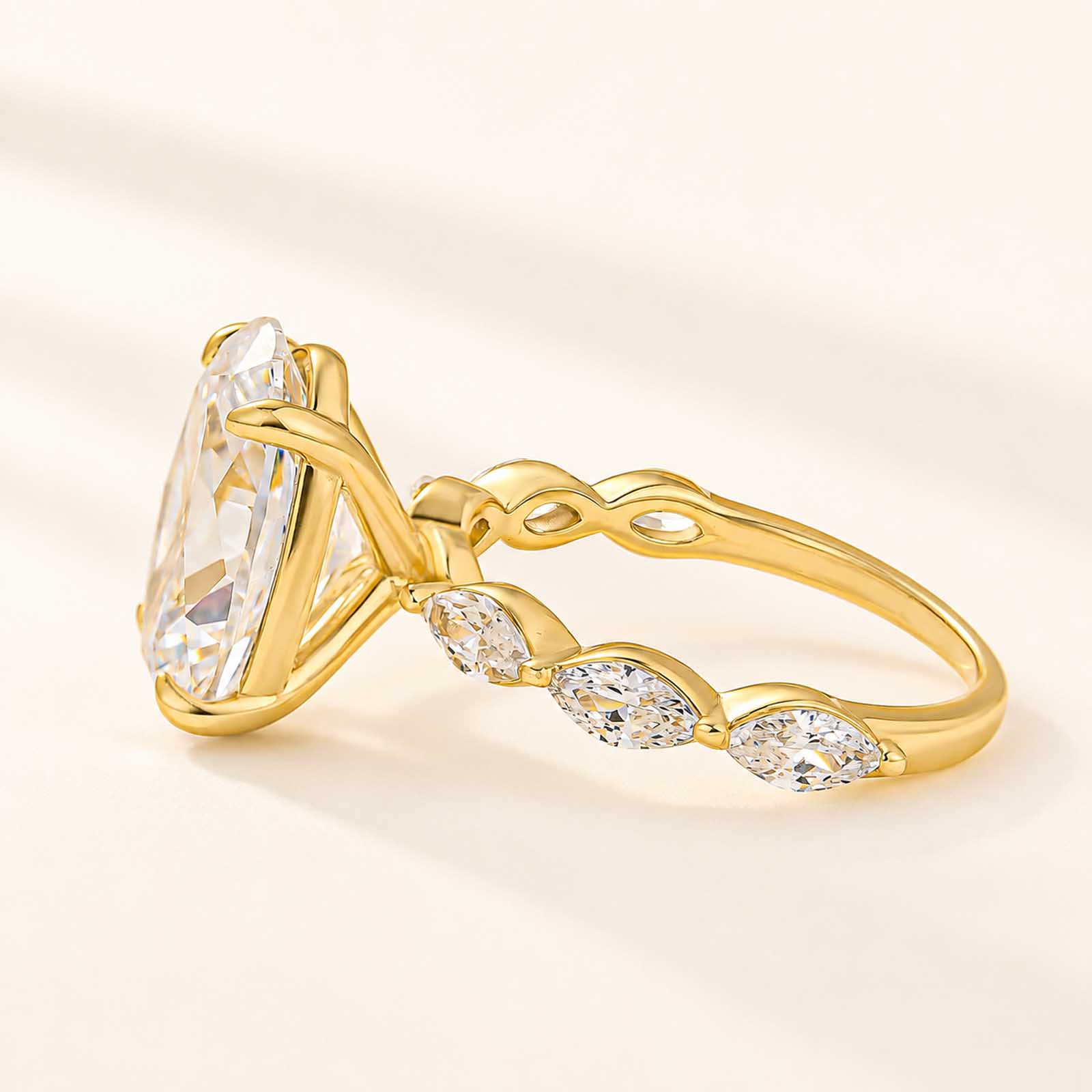 Pave 4.5Ct Oval Cut Simulate Diamond Promise Ring For Women