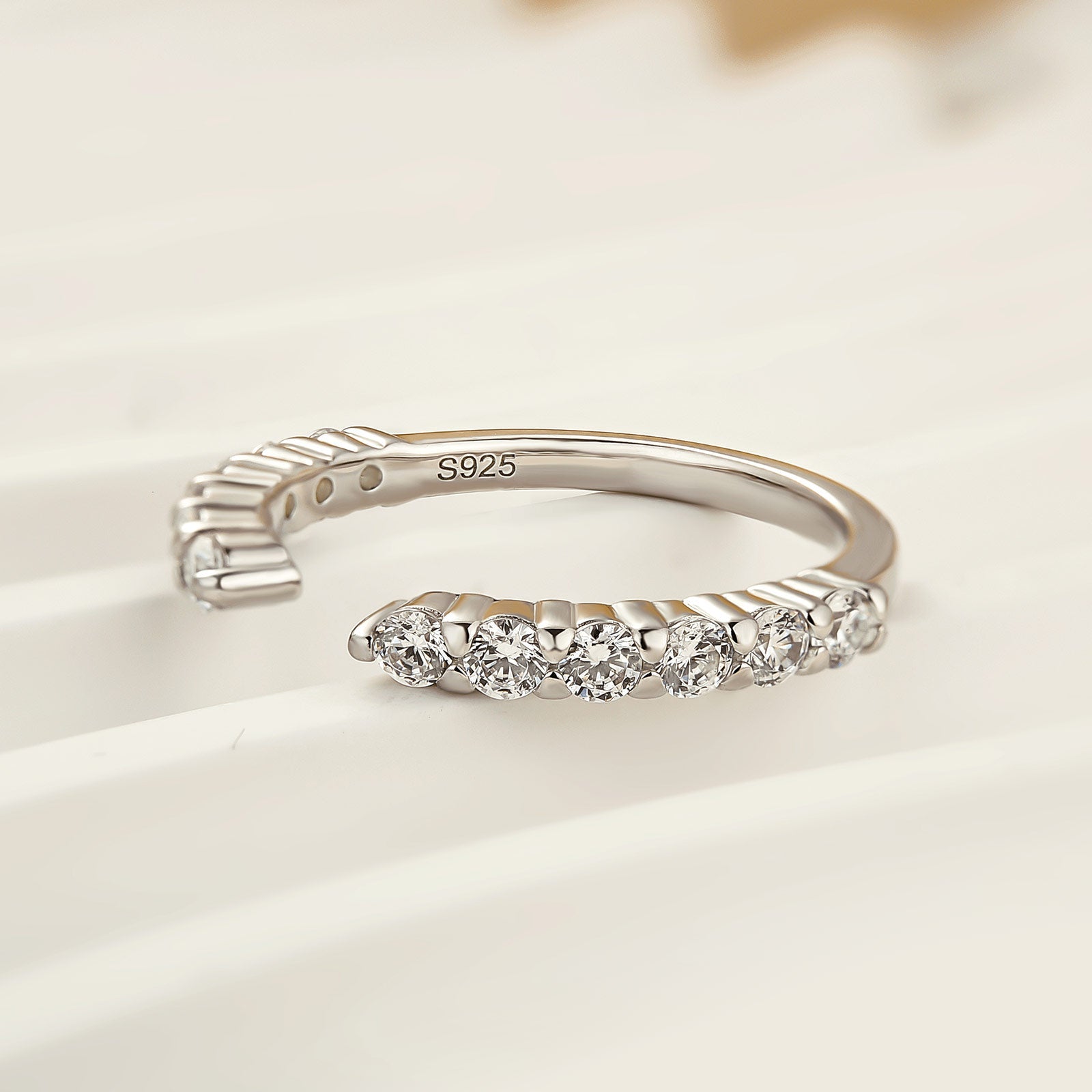 0.7Ct Classic Open Wedding Band In Brass - Velirellajewelry