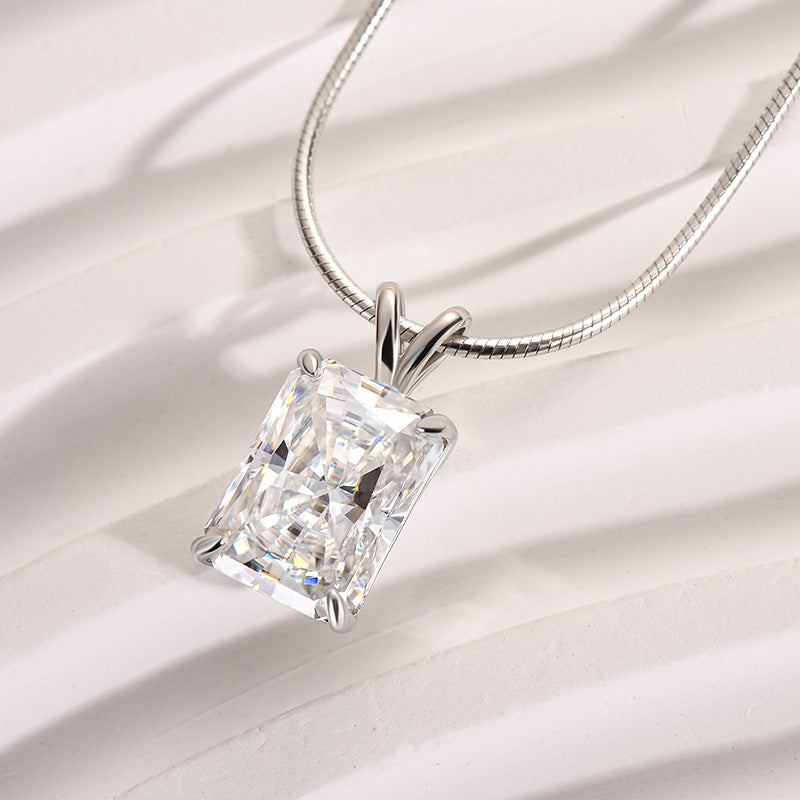 Velirella Moissanite 4.5 CT Radiant Cut Pendant Necklace - Velirellajewelry
