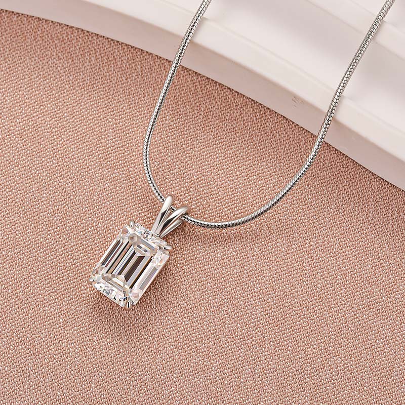 3.5Ct Emerald Cut Moissanite & Simulated Diamond Necklace - Velirellajewelry