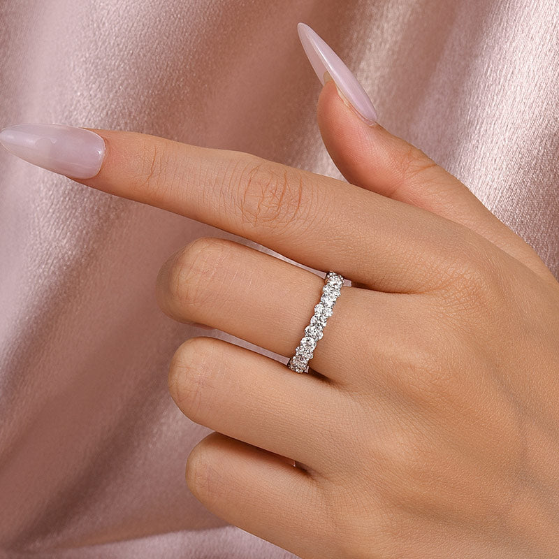 Velirella Moissanite 2.5 Ct Round Cut Full Wedding Band for Women - Velirellajewelry