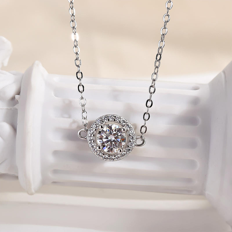 Velirella Timeless Moissanite Halo Round Cut Bracelet In Brass - Velirellajewelry