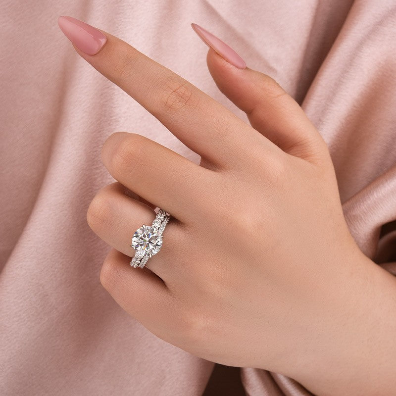 4.0Ct Round Cut White Gold Moissanite Diamond Wedding Ring - Velirellajewelry