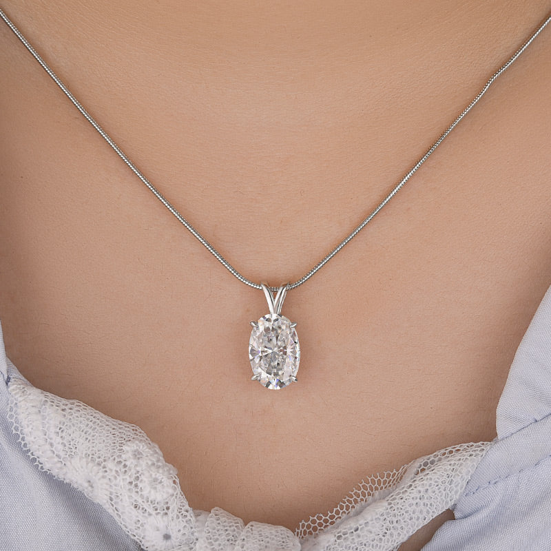 4.0Ct Oval Cut Simulated & Moissanite Diamond Pendant Necklace - Velirellajewelry
