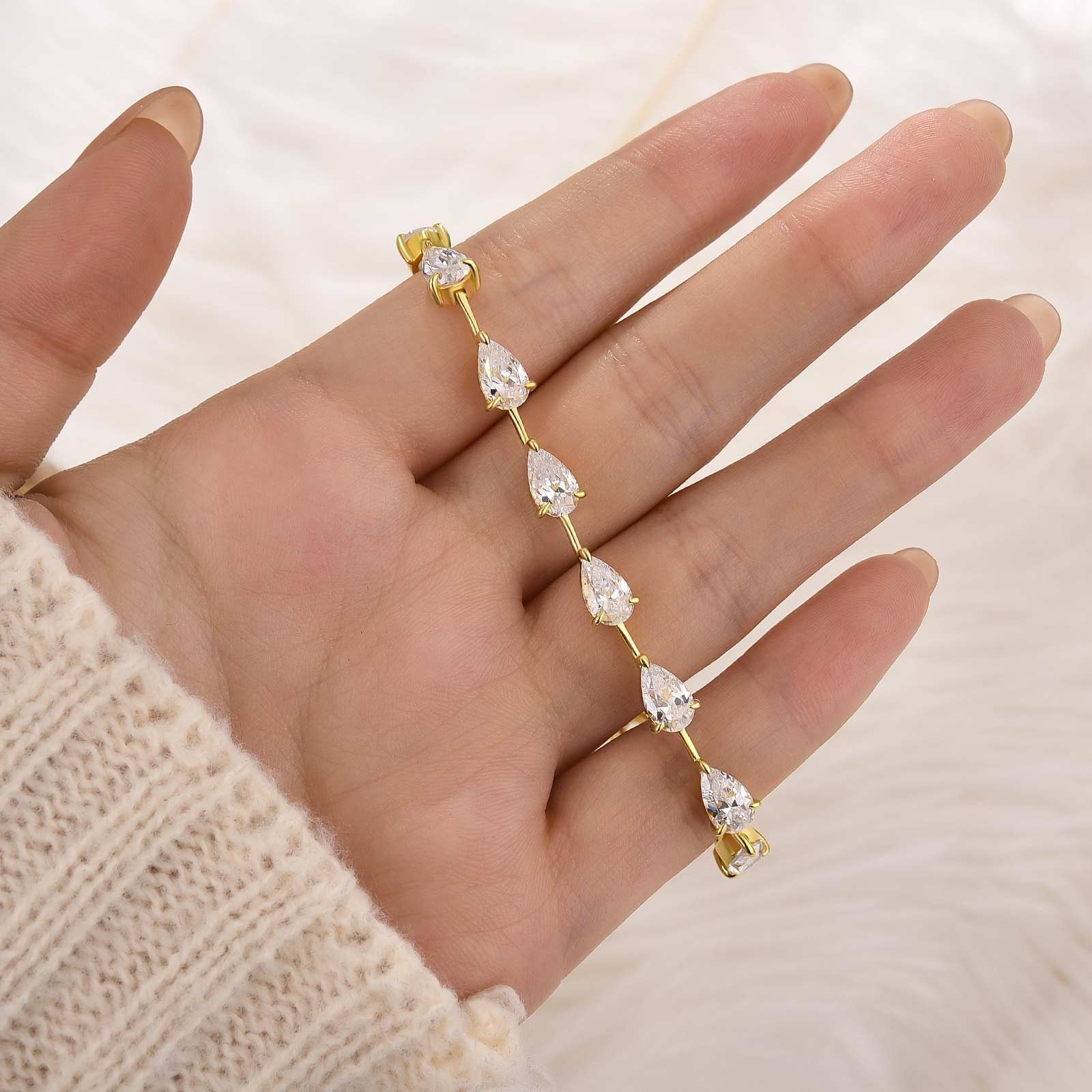 12Ct Pear Cut Simulated Diamond Brass Bracelet for Women - Velirellajewelry