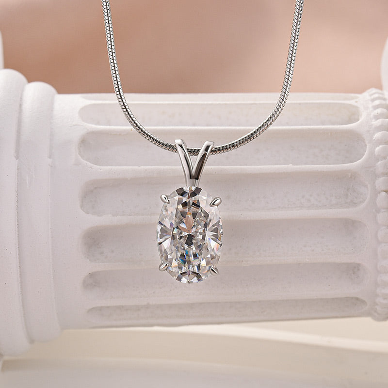4.0Ct Oval Cut Simulated & Moissanite Diamond Pendant Necklace - Velirellajewelry