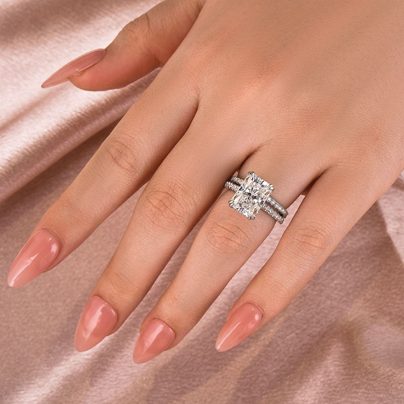 Moissanite 4.5 Ct Radiant Cut White Gold Wedding Ring For Women - Velirellajewelry