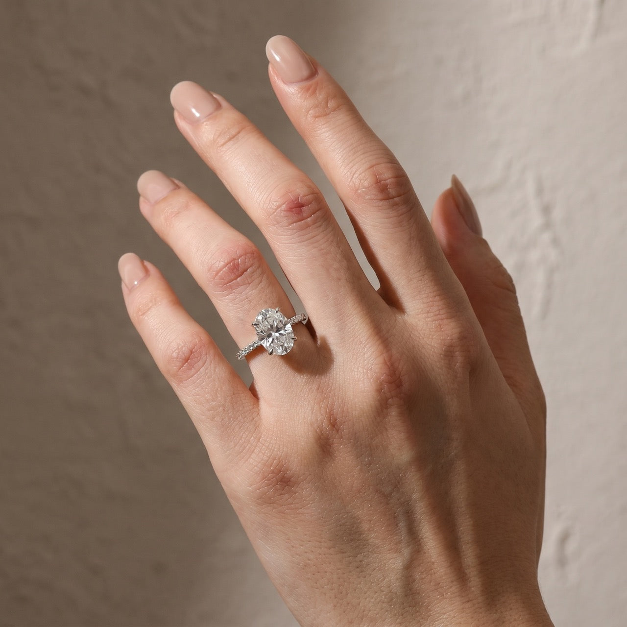 Velirella Moissanite 4.0~5.5 Carat Oval Cut Engagement Ring Stackable Promise Ring For Women