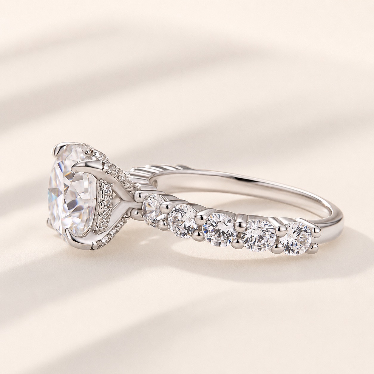 Moissanite 4.0/3.0 Carat Round Cut Ring For Everyday Wear Travel Ring