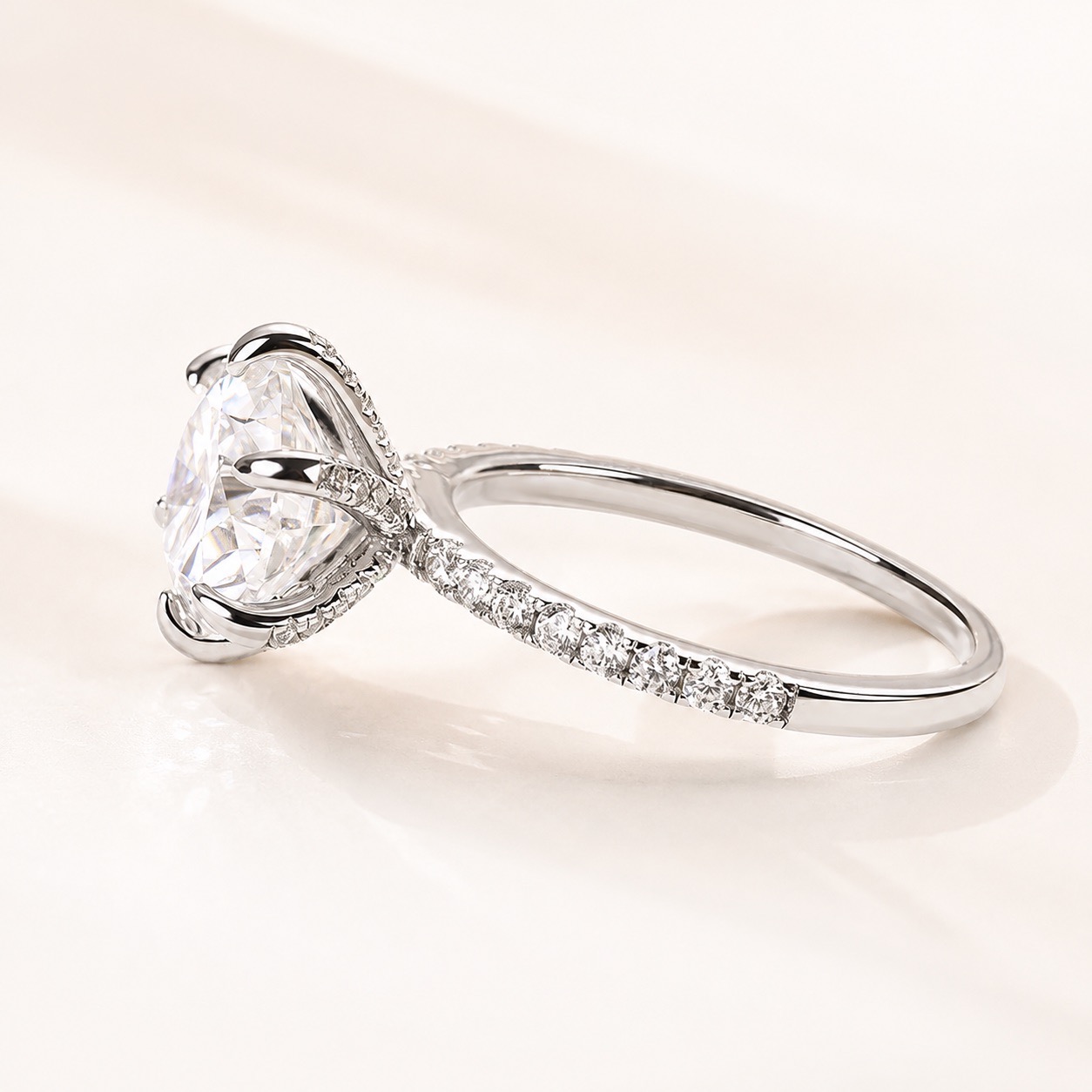 Moissanite 2.0/3.0 Carat 6 Prong Round Cut Ring For Daily Wear Date Ring