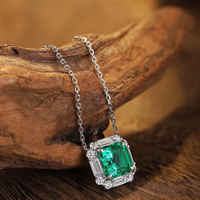Velirella Asscher Cut Green Necklace In Brass - Velirellajewelry
