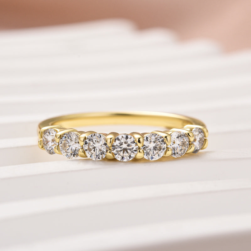 Velirella Moissanite Classic Round Cut Wedding Band - Velirellajewelry