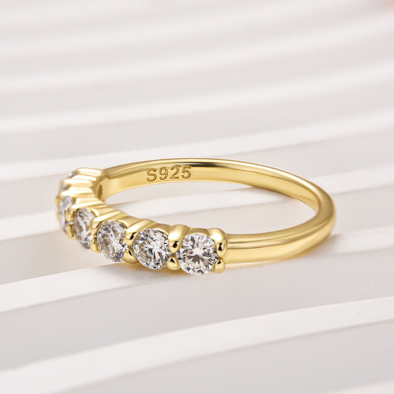 Velirella Moissanite Classic Round Cut Wedding Band - Velirellajewelry