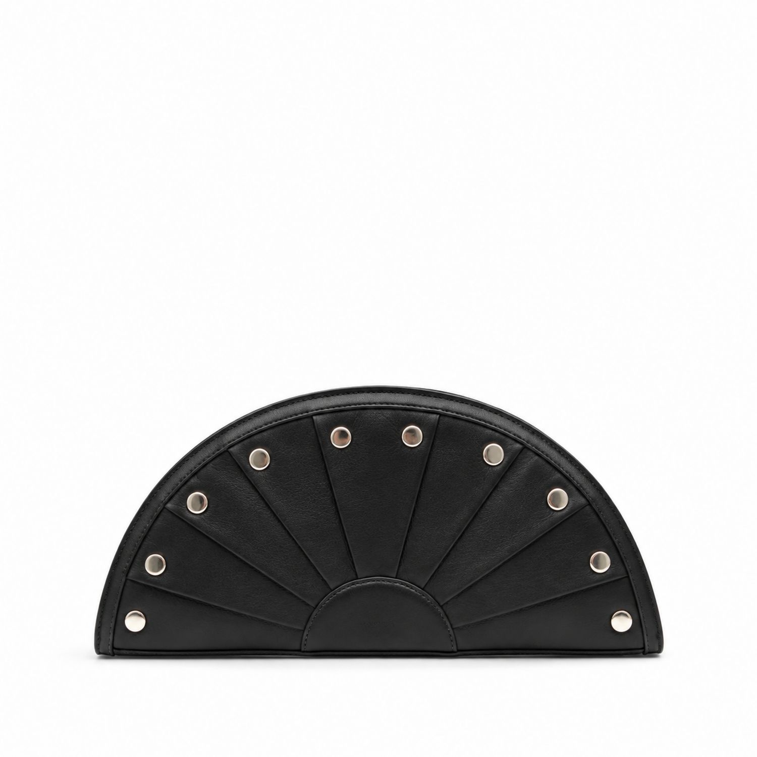 Clutch Negro Semicircular con Tachuelas Metálicas