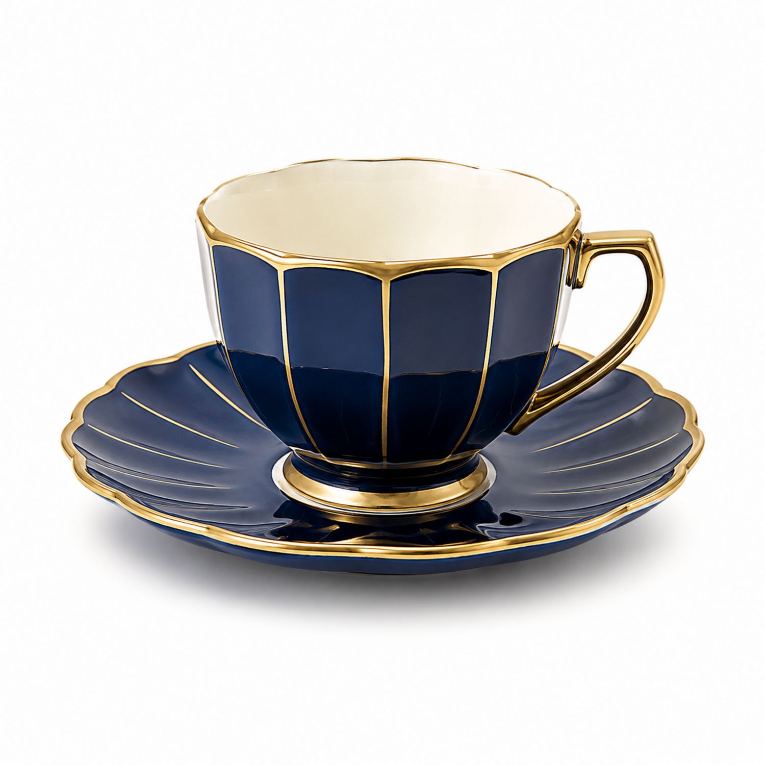 Elegante Tazza da Tè Blu con Dettagli Dorati e Piattino