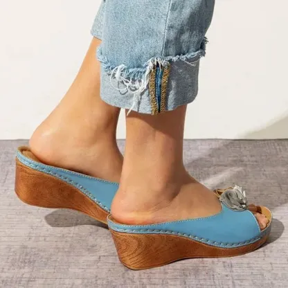 😍Last Day 50% OFF😍-Womens Comfy Leather Solid Flower Strap Wedge Sandals