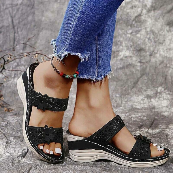 Women's Flower Cutout Casual Sandals