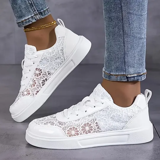 Women's mesh sports sneakers for everyday wear