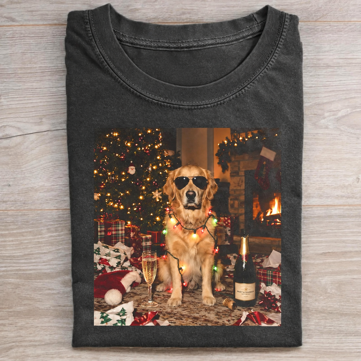 Christmas Golden Retriever Champagne Vintage T-shirt