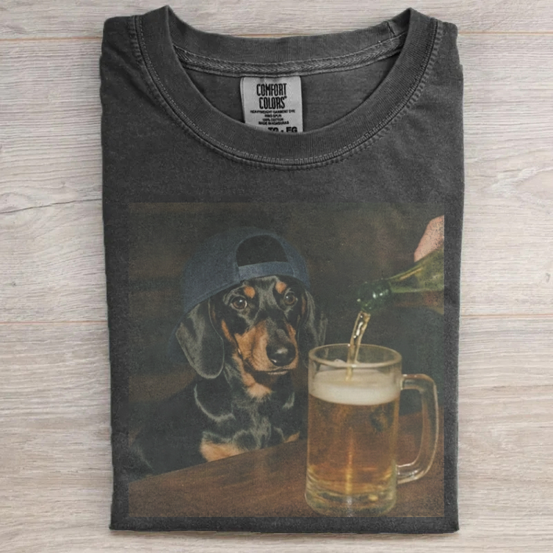 Funny Dachshund Drinking Beer T-shirt