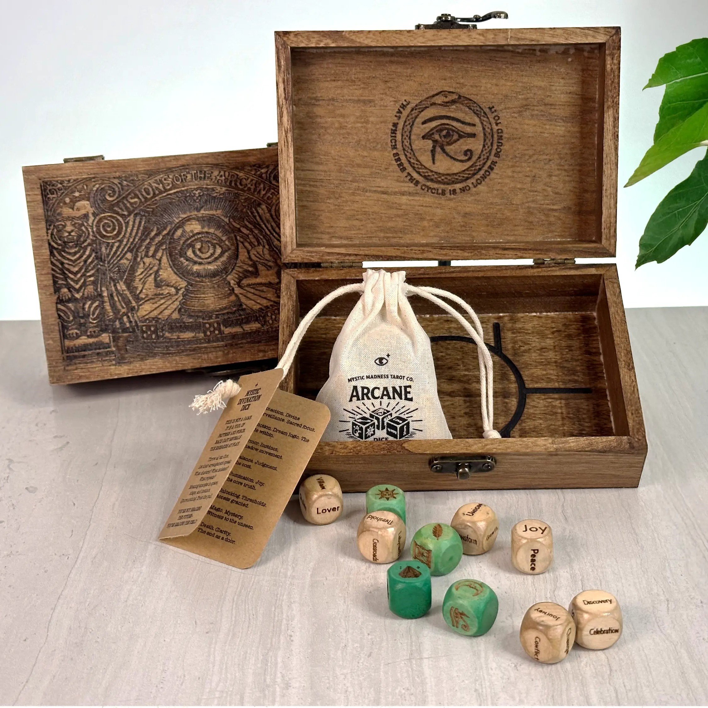 🔮 Oracle Dice Ritual Set With Engraved Wooden Box