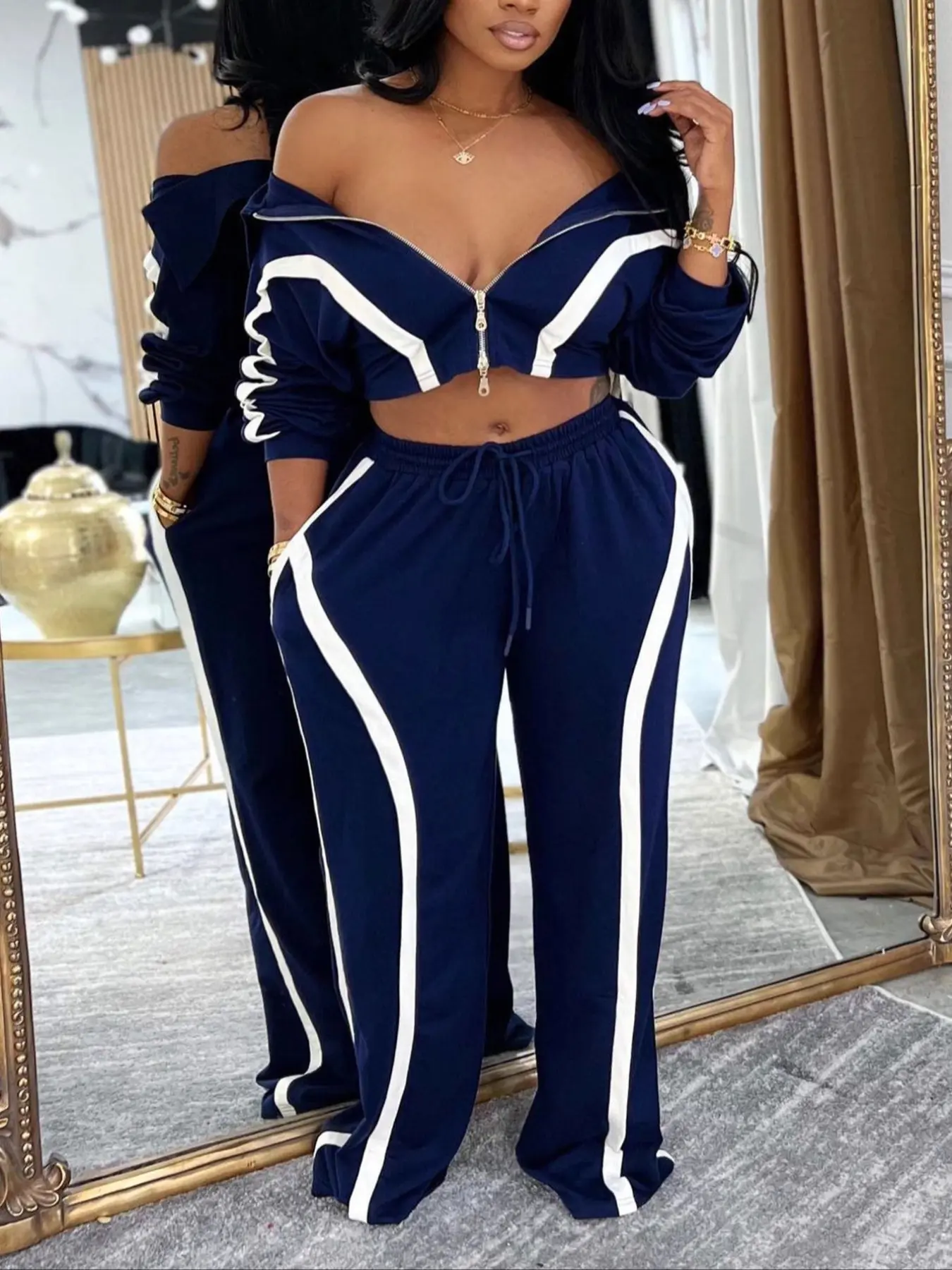 Street Style Women's Two-Piece Sports Set - Zipper Jacket & Pants