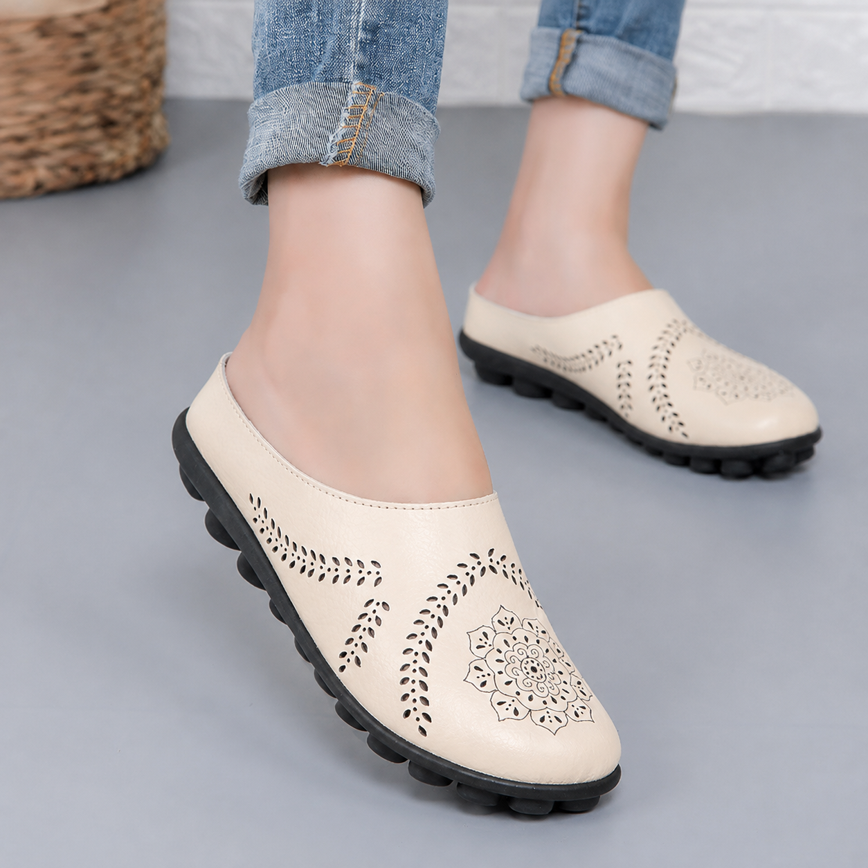 Casual All-match Hollow Slippers