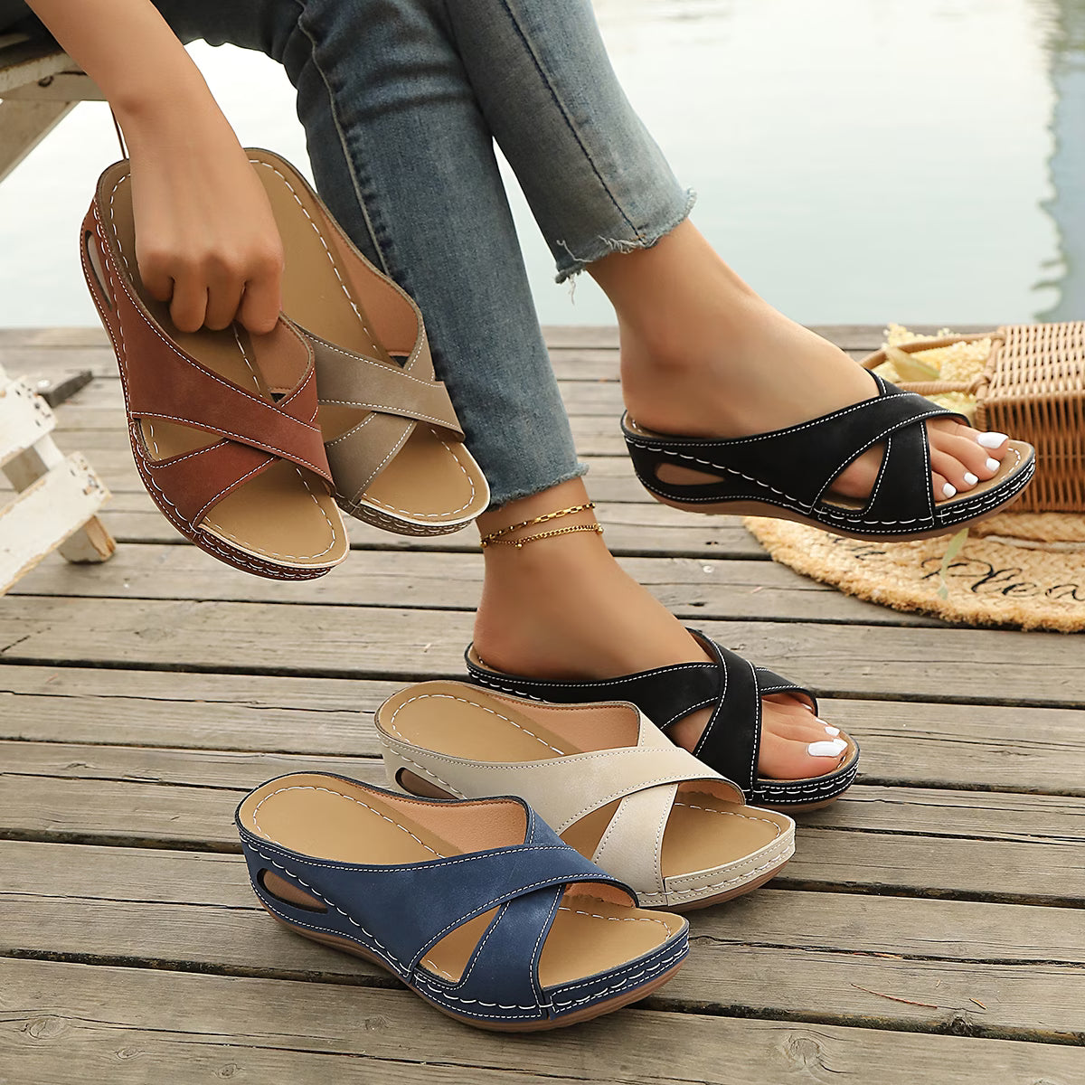 Women's Platform Slides—Lightweight, Breathable, Comfortable, and Versatile