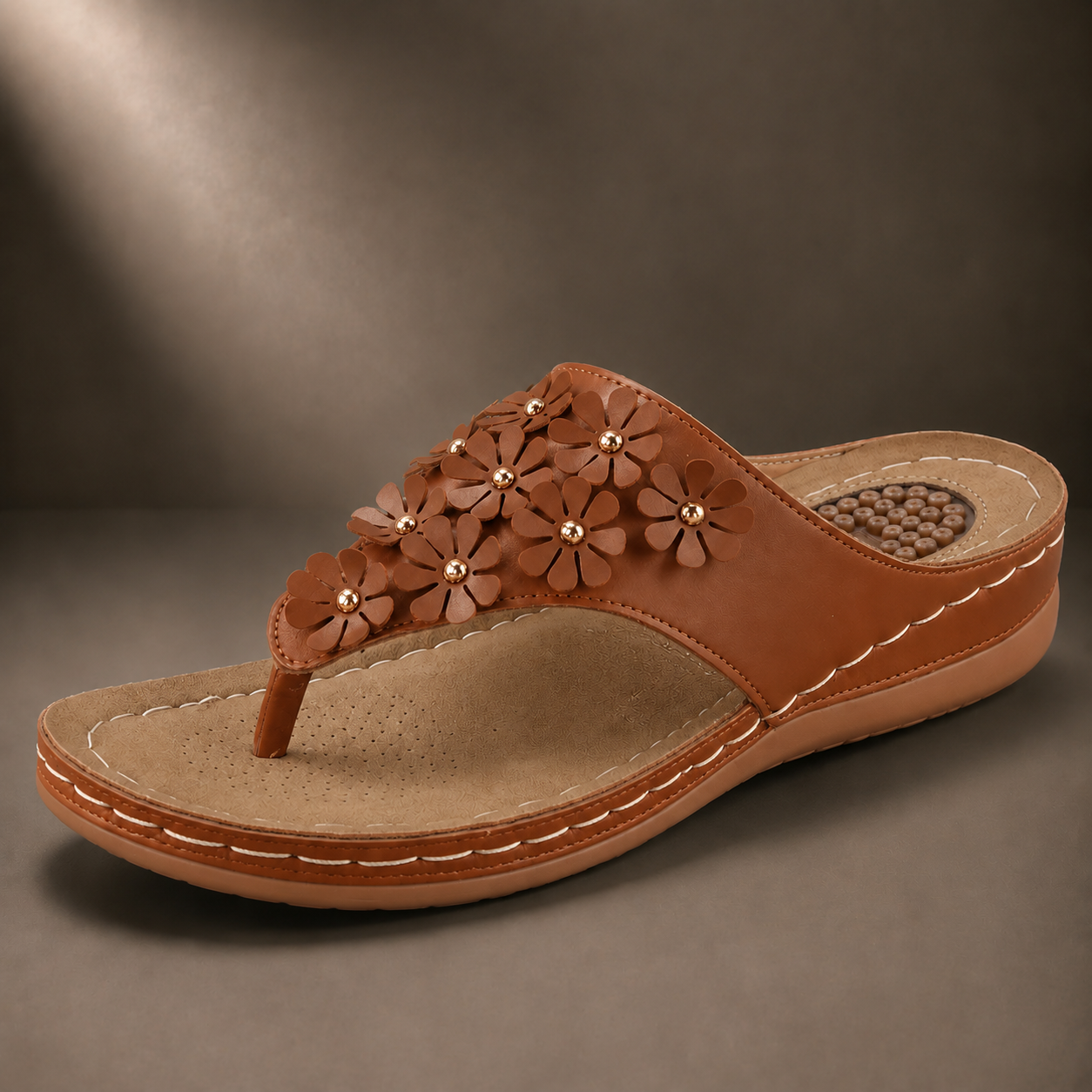 Women's orthopedic flip-flops with arch support, non-slip and breathable.