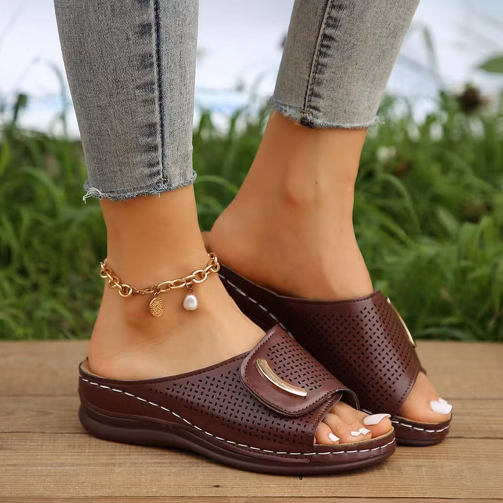 🔥Mother‘s Day 49% OFF — Peep Toe Hollow Out Orthopedic Slippers